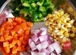 宝宝食谱之 五彩鸡丁的做法图解4