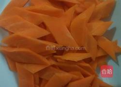 胡萝卜炒鸡丁的做法图解4