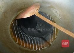 韭菜花炒洋瓜丝的做法图解3