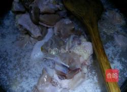 西洋参炖鸡汤的做法图解1