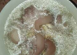 猪脚黄豆薏米汤