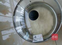 猪肉萝卜粉条葱花包子的做法图解1