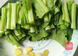 大骨头芥菜汤的做法图解2
