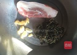 马齿苋干蒸猪肉的做法图解2