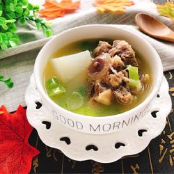 白萝卜牛尾汤的做法[图]
