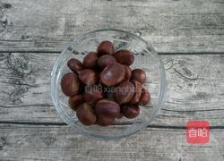 懒人版的电饭煲糖炒板栗的做法图解1