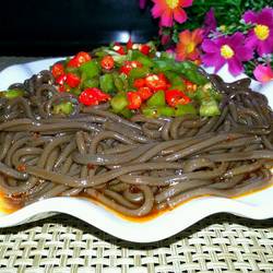 酸辣蕨根粉的做法[图]