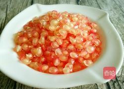 鲜榨石榴汁的做法图解4