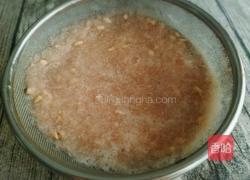 鲜榨石榴汁的做法图解7