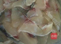 酸菜鱼的做法图解1