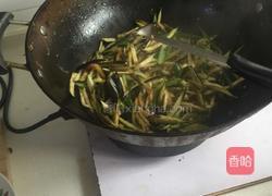 青椒茄子丝的做法图解5