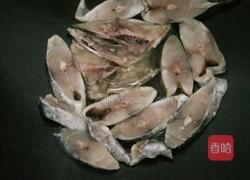 香煎玛胶鱼的做法图解2