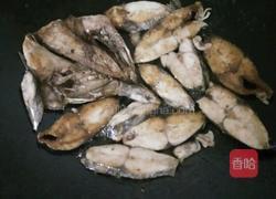 香煎玛胶鱼的做法图解3