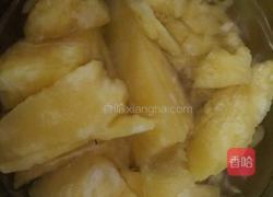 菠萝炒饭的做法图解2