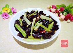 芹菜炒木耳的做法图解7