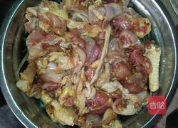 蕃薯粉蒸鸡的做法图解4