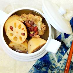 莲藕红豆骨头汤的做法[图]