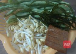 炒细面的做法图解2