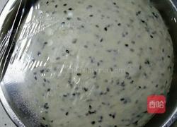 欲罢不能的黑芝麻法国球的做法图解1