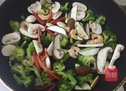 海鲜意粉的做法图解7