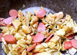 火腿肠炒饭的做法图解5