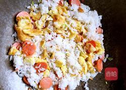 火腿肠炒饭的做法图解6