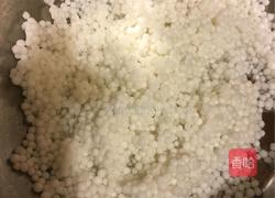 鹌鹑蛋木瓜西米银耳糖水的做法图解2