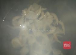 青椒炒鸟贝的做法图解2