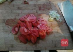 西红柿打卤面的做法图解1