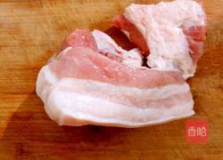 煮五花肉的做法图解1