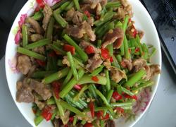 芹菜剁椒炒肉