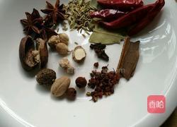 酱卤猪脚的做法图解1