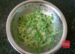 芹菜叶鸡蛋饼的做法图解3