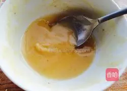 Illustration of how to make sweet potato, five-spice and sesame scones 10