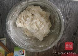 香肠包的做法图解3