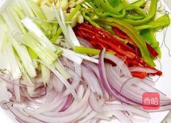 家乡风味小吃——炒莜面黑圪蛋蛋的做法图解2