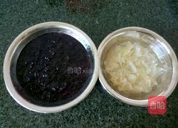 银耳紫菜鸡蛋汤的做法图解2