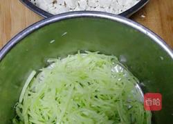 豆腐卷 妈妈的味道的做法图解1