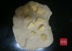 芝香肉松香肠面包的做法图解7