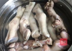 香辣酱羊蹄的做法图解1