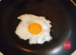 鸡蛋生菜汉堡的做法图解2