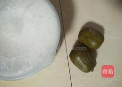 猕猴桃酸奶杯的做法图解1