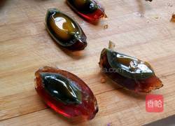 凉拌皮蛋的做法图解3