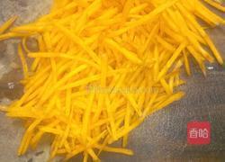 胡萝卜豆腐皮盒子的做法图解2