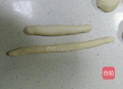 小朋友的福利肠仔包的做法图解4