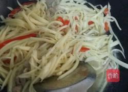 肉丝炒茭白的做法图解2