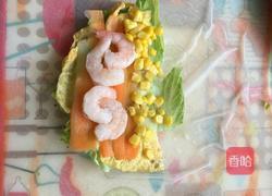 虾仁蔬菜米卷的做法图解1