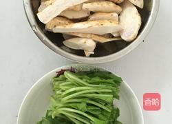 萝卜苗煮小芋头的做法图解1