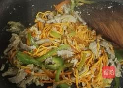 虫草肉丝炒的做法图解3