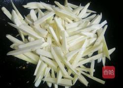 青椒茭白肉丝的做法图解9